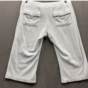 ***Juicy Couture White Terry Capris…Lg
